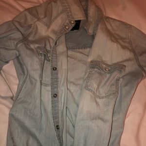 American Eagle denim button up shirt